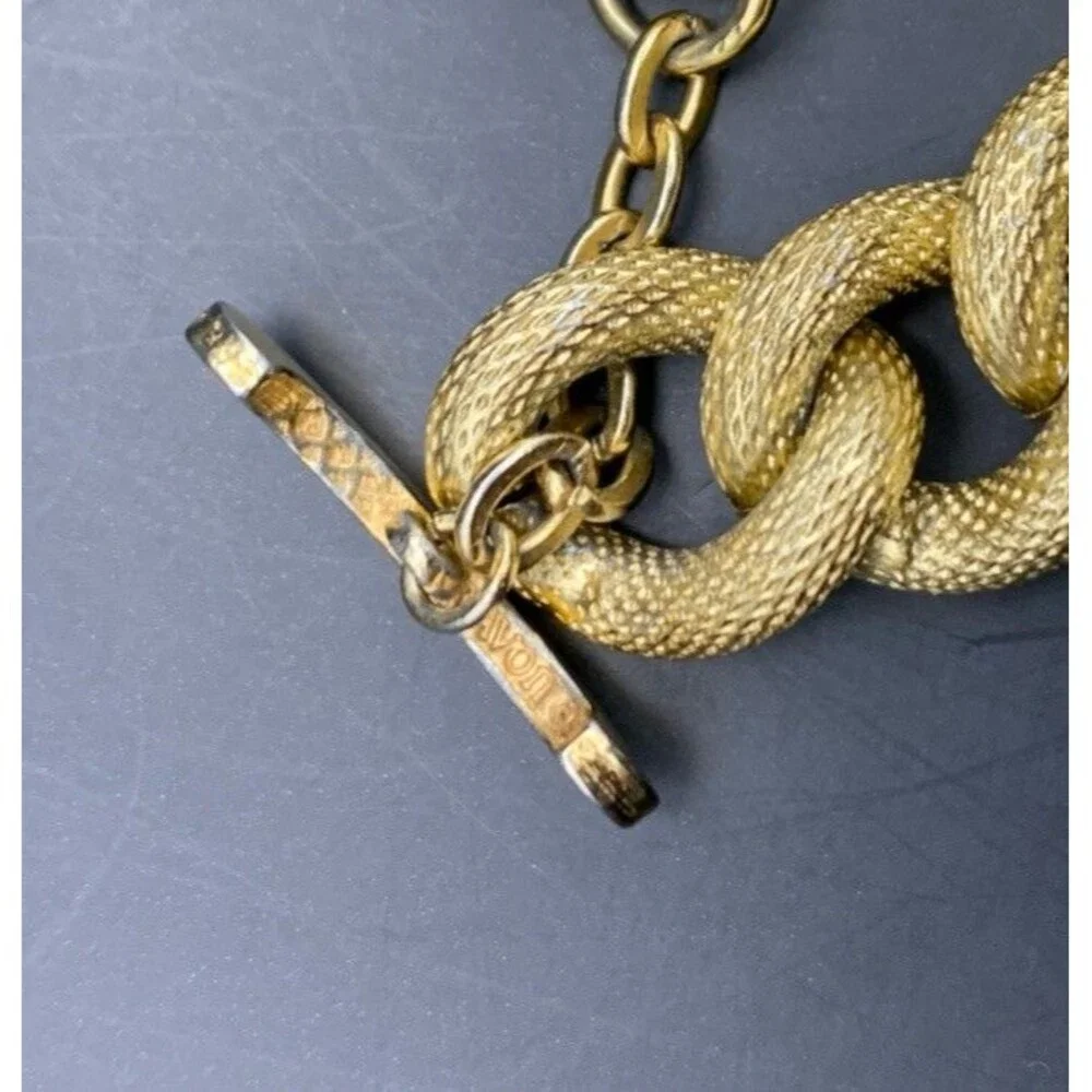 Avon Chunky Thick Curb Link Chain Necklace Gold Tone Textured Classic Vintage